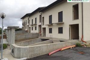 Villa di 210 m² con più di 5 locali e box auto dop