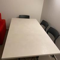 Tavolo da pranzo 180x100 cm.