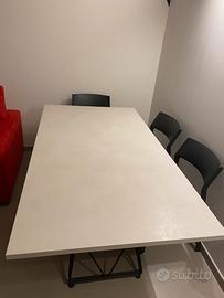 Tavolo da pranzo 180x100 cm.