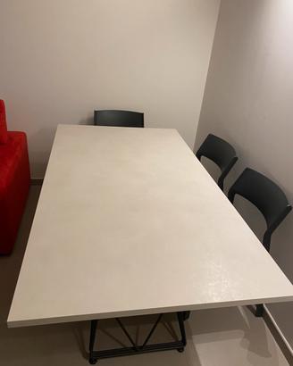 Tavolo da pranzo 180x100 cm.