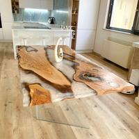 ✨Tavoli personalizzati in legno e resina ✨