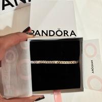 Pandora Bracciale catena cubana con cuori