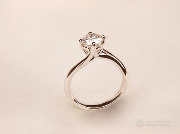 Solitario in oro 18 Kt xon diamante Ct 0,45