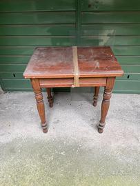 Tavolino con scrittoio d’epoca