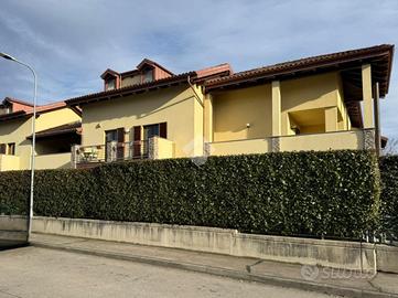 4 LOCALI A RIVALTA DI TORINO