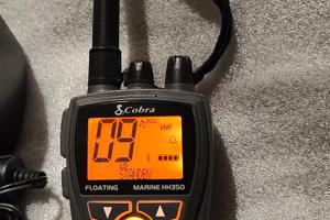 VHF Cobra Marine HH350