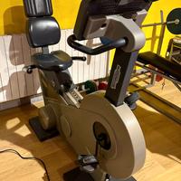 BIKE TECHNOGYM RECLINE XT PRO 600