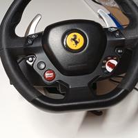 volante ferrari PlayStation e monitor LG 