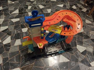 pista squalo hot whelles