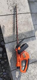 Taglia siepi Black & Decker