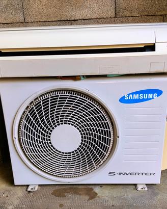 Samsung climatizzatore inverter 12000 BTU.
