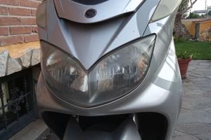 Scooter majesty 400