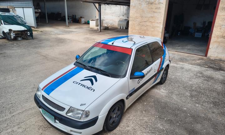 Citroen SAXO 1.6i 16V cat 3 porte VTS Auto Pronto 