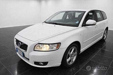 VOLVO V50 D2 R-DESIGN 1.6 DIESEL 114CV NEOPATENTAT