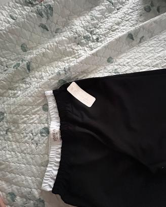 Pantaloni Neri a Gamba
