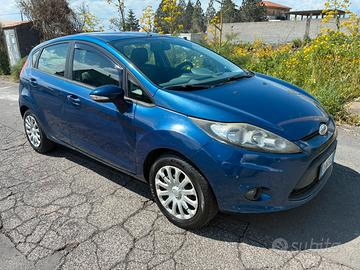 Ford fiesta 1,4 gpl