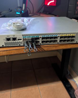 Switch SAN HPE SN3600B 32Gb FC + Cavo + 5 SFP+ 16G