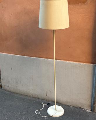 Lampada da terra