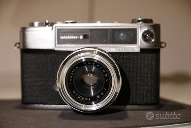 fotocamera vintage analogica Yashica Minister D