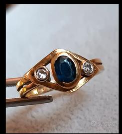 Anello d'oro con zaffiro