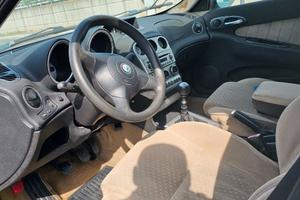 Alfa Romeo 1.9jtd sw 85kw 115cv Anno 2002