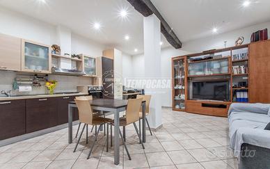 GUANZATE - BILOCALE RISTRUTTURATO AL PIANO TERRA