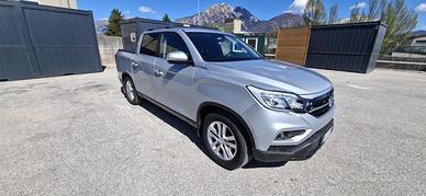 fuoristrada rexton sport