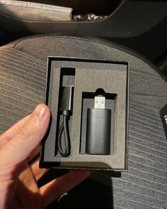 Adattatore CarPlay wireless per iOS e Android