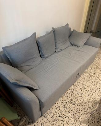 Divano letto IKEA Holmsund grigio con 5 cuscini