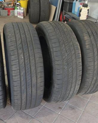 Gomme pneumatici Goodyear 215/55 R18