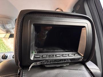 Tv poggia testa mercedes