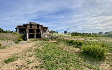 Rustico a Tarquinia 5 locali