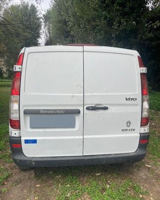 Mercedes.Benz Vito 2.2 109 CDI