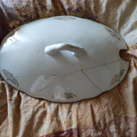 Coperchio di porcellana per zuppiera