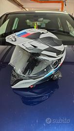 casco Airoh Commander