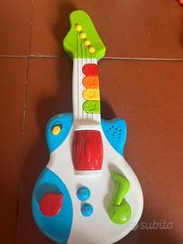 Chitarra giocattolo per bambini