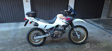 Honda Dominetor 650 anno 93