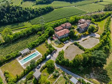 ALBERGO A POZZOLENGO