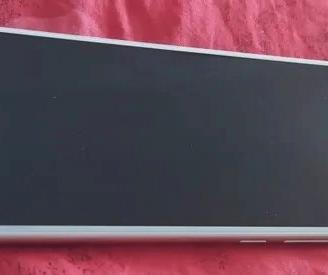 Coppia smartphone Android PERFETTI
