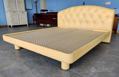 Letto Fraudo Modello Rondo'  in pelle originale