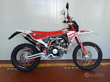 Fantic XEF 125 del 2024