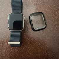 Apple watch SE 44mm batteria 83% con dei graffi