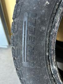 Gomme Pirelli invernali 165/65 r14