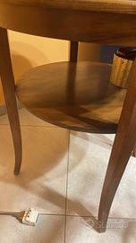 Tavolino tondo in legno