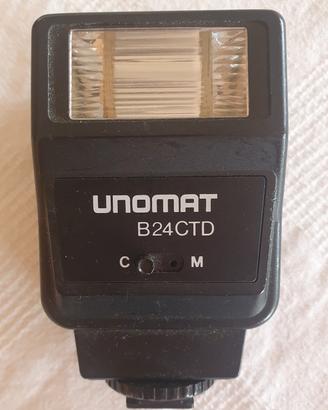 Flash Unomat B24CTD per macchina fotografica.