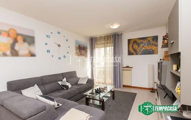 TRILOCALE CON BOX E CANTINA A BEATA GIULIANA