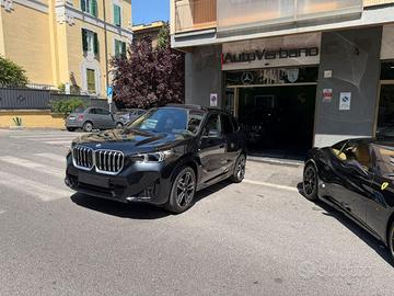 BMW X1 20d-Xdrive Msport-Hybrid 48V-Panorama-Ful