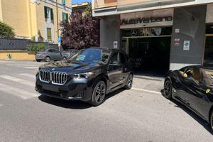 BMW X1 20d-Xdrive Msport-Hybrid 48V-Panorama-Ful