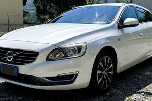 Volvo V60 2.0 D4 Ocen Race