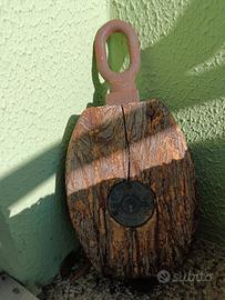 antica carrucola navale 